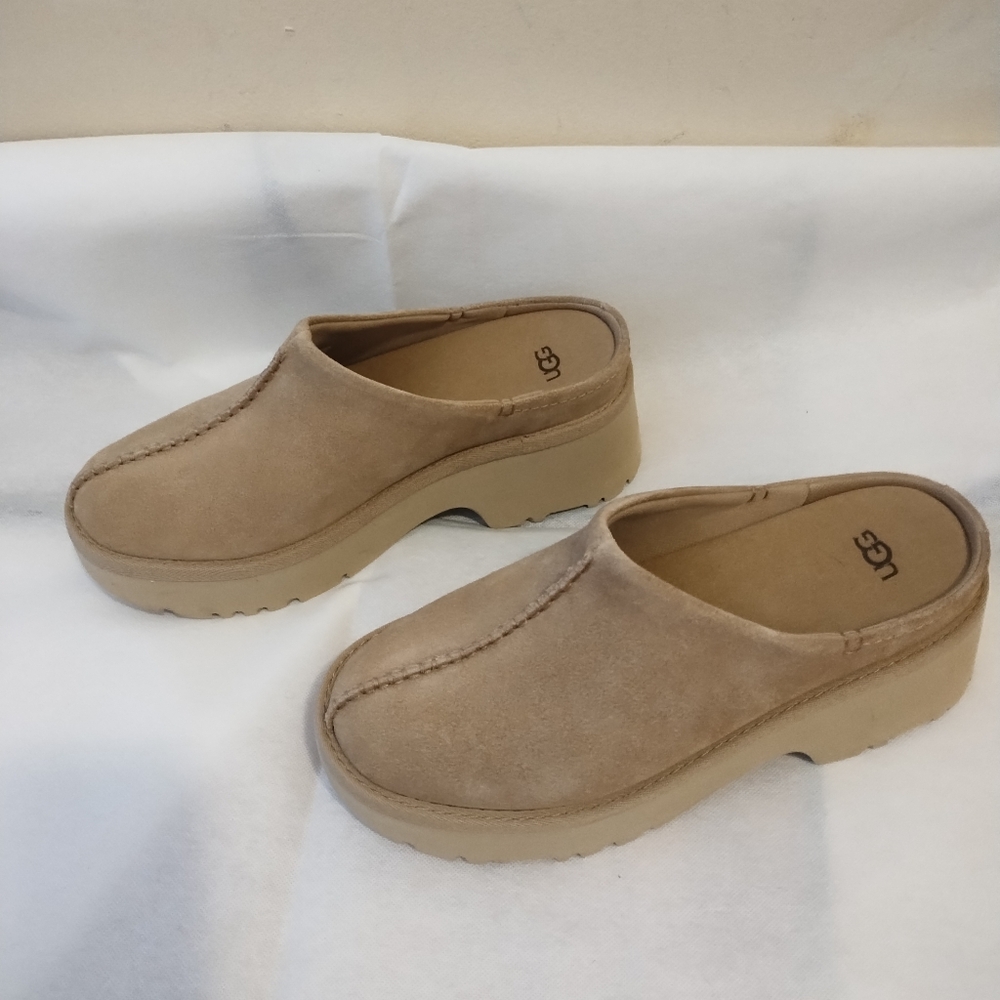 UGG Women's New Heights Clog.
